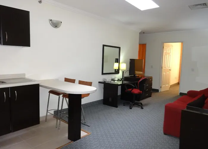Ramada By Wyndham Cdmx Perinorte Hotel 3*