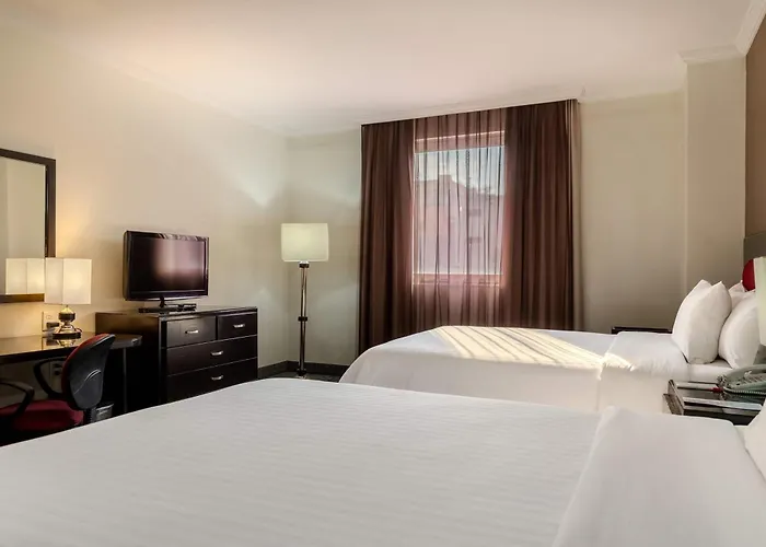 Ramada By Wyndham Cdmx Perinorte 3*